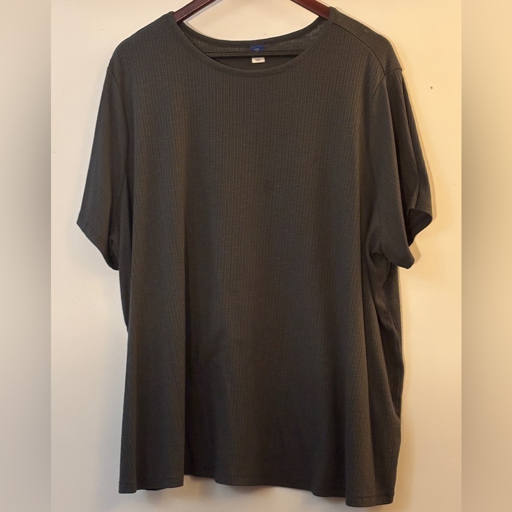 Old Navy Charcoal Short Sleeve Tee